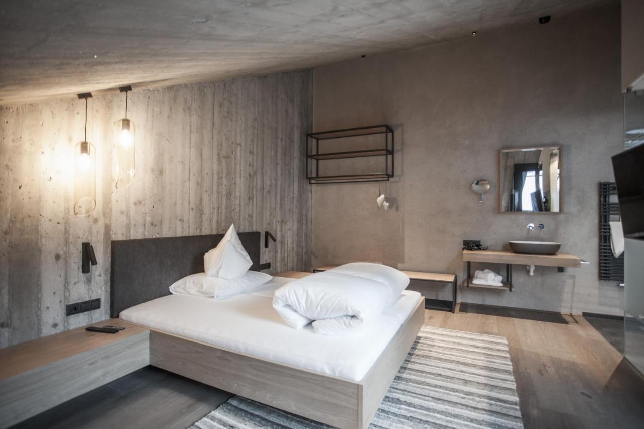 Glanz & Glory Appartements Laengenfeld Exterior photo