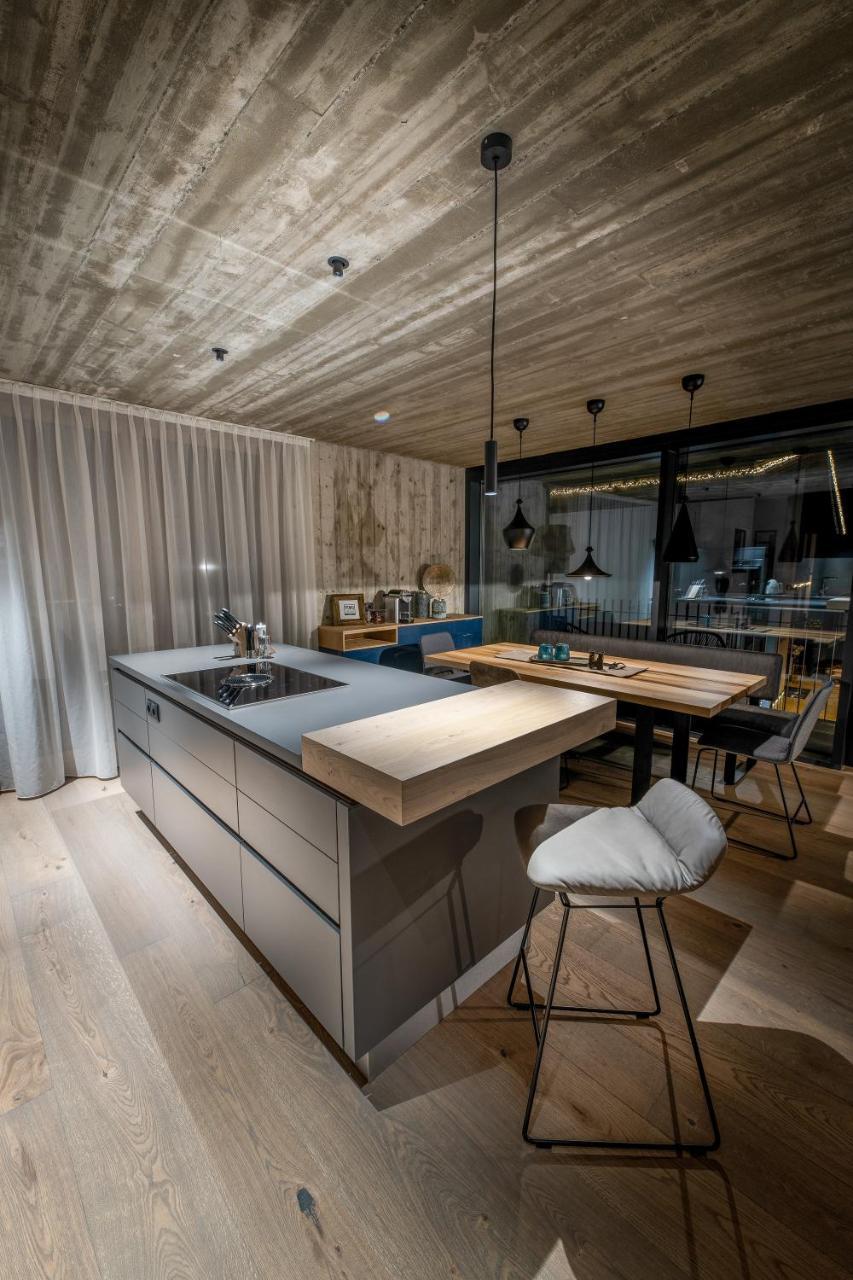 Glanz & Glory Appartements Laengenfeld Exterior photo