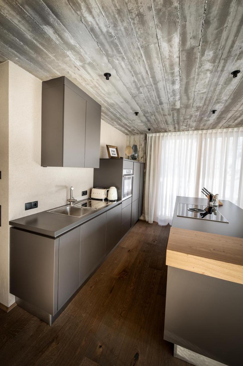 Glanz & Glory Appartements Laengenfeld Exterior photo